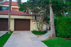 800 Sea Oats Dr, Juno Beach, FL 33408, Sold 01/29/21