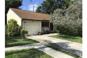 1342 SE Carrington Ct, Port St. Lucie, FL 34952, Sold 08/28/20