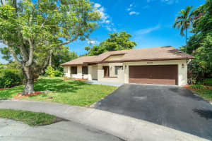 5523 SW 9th Pl, Margate, FL 33068, Sold 08/28/20