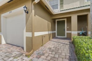 2975 SE Lexington Lakes Dr, Stuart, FL 34994, Sold 09/08/20