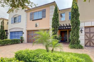 2004 Foxtail View Ct, Royal Palm Beach, FL 33411, Sold 08/31/20