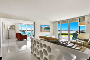 2773 S Ocean Blvd, Palm Beach, FL 33480, Sold 11/16/20