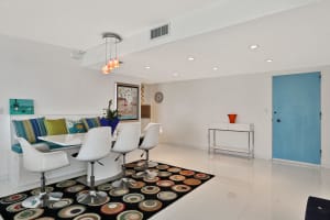 2773 S Ocean Blvd, Palm Beach, FL 33480, Sold 11/16/20