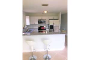 126 Heatherwood Dr, Royal Palm Beach, FL 33411, Sold 04/02/21