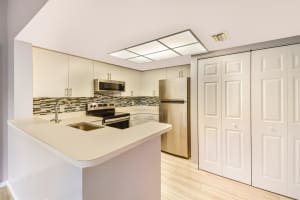 4151 Haverhill Rd, West Palm Beach, FL 33417, Sold 08/25/20