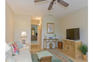 MLS# R10639168, Vero Beach, Florida 32963