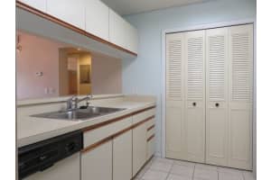 36 Plantation Dr, Vero Beach, FL 32966, Sold 09/08/20