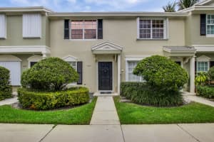 1077 Kokomo Key Ln, Delray Beach, FL 33483, Sold 10/01/20