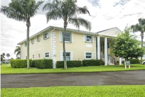 620 E Lake Jasmine Cir, Vero Beach, FL 32962, Sold 10/07/20