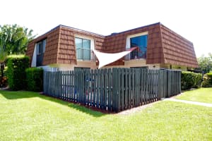 2181 White Pine Cir, Greenacres, FL 33415, Sold 10/30/20