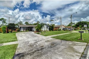 211 Canterbury Dr W, Riviera Beach, FL 33407, Sold 09/18/20