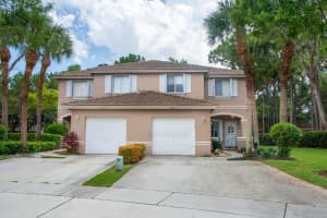 4615 Pinemore Ln, Lake Worth, FL 33463, Sold 08/31/20