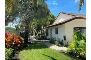 403 SW 27th Terrace, Delray Beach, FL 33445, Sold 08/28/20