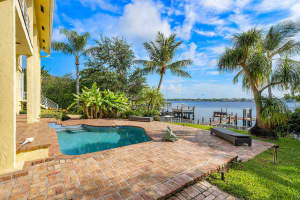 10 Bamboo Ln, Jupiter, FL 33458, Sold 05/21/21