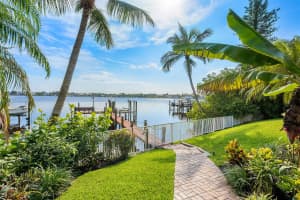 10 Bamboo Ln, Jupiter, FL 33458, Sold 05/21/21