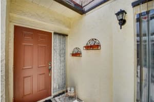 4192 Landar Dr N, Lake Worth, FL 33463, Sold 08/31/20