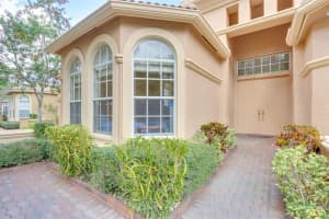 9905 Via Grande W, Wellington, FL 33411, Sold 06/11/21