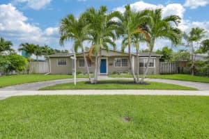 620 NW 38th St, Pompano Beach, FL 33064, Sold 09/10/20