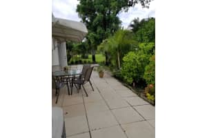 1382 High Point Way NE, Delray Beach, FL 33445, Sold 12/09/20