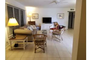 1382 High Point Way NE, Delray Beach, FL 33445, Sold 12/09/20