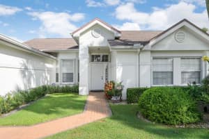 976 Lake Breeze Dr, Wellington, FL 33414, Sold 08/24/20