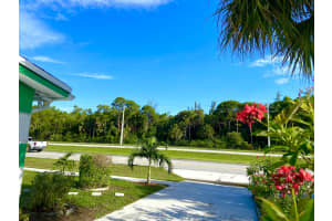 5329 45th St, West Palm Beach, FL 33407, Sold 09/25/20
