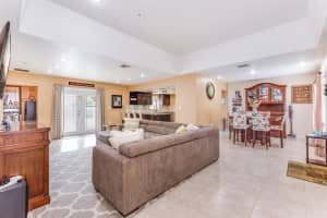 8106 NW 73rd Ave, Tamarac, FL 33321, Sold 10/05/20