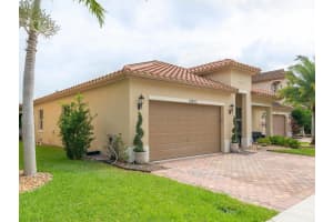 10563 NW 36th St, Coral Springs, FL 33065, Sold 09/16/20
