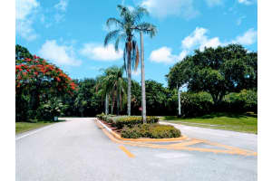 4252 Palm Bay Cir, West Palm Beach, FL 33406, Sold 09/22/20