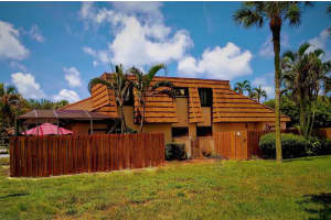 4252 Palm Bay Cir, West Palm Beach, FL 33406, Sold 09/22/20