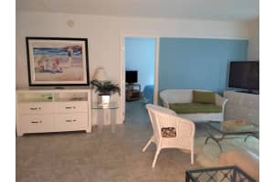 50 SE 12th St, Boca Raton, FL 33432, Sold 01/28/21