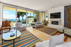 9 Sloans Curve Dr, Palm Beach, FL 33480, Sold 03/10/21