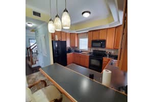 3334 N Park Dr, Fort Pierce, FL 34982, Sold 08/28/20