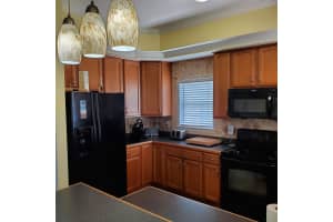 3334 N Park Dr, Fort Pierce, FL 34982, Sold 08/28/20