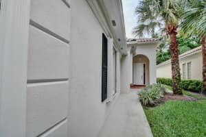 4796 Valencia Dr, Delray Beach, FL 33445, Sold 11/06/20