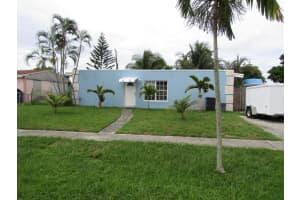 455 Owosso Rd, Lake Worth, FL 33462, Sold 12/17/20