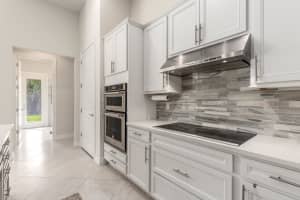 988 SW Sea Green St, Palm City, FL 34990, Sold 08/31/20