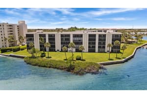 100 Intracoastal Pl, Jupiter, FL 33469, Sold 04/15/21