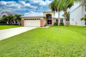 864 NW Waterlily Pl, Jensen Beach, FL 34957, Sold 08/21/20