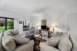 11863 Wimbledon Cir APT 438, Wellington, FL 33414, - MLS#R10640947