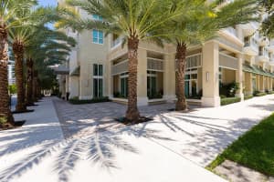 480 Hibiscus St, West Palm Beach, FL 33401, Sold 03/29/21