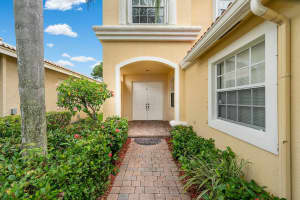 8041 Via Bolzano, Lake Worth, FL 33467, Sold 09/14/20