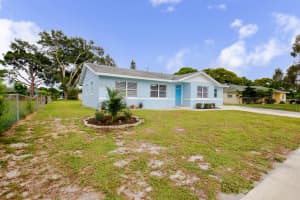 102 Devonshire Dr, Fort Pierce, FL 34946, Sold 09/21/20