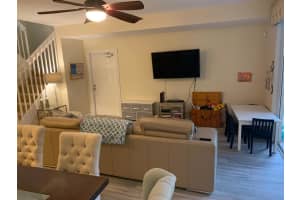 462 Capistrano Dr, Palm Beach Gardens, FL 33410, Sold 09/23/20