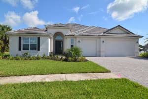 580 Caroline Dr, Vero Beach, FL 32968, Sold 04/30/21