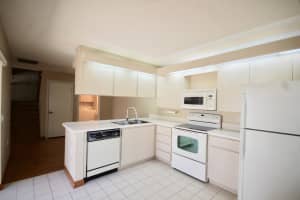 8 Amherst Ct, Royal Palm Beach, FL 33411, Sold 09/03/20