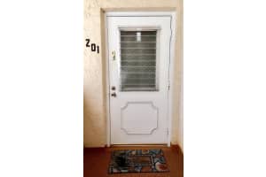 2901 Fiore Way, Delray Beach, FL 33445, Sold 08/28/20