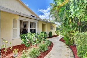 399 SW 29th Ave, Delray Beach, FL 33445, Sold 09/09/20
