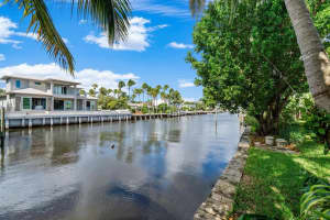 11 Harbour Dr N, Boynton Beach, FL 33435, Sold 11/02/20