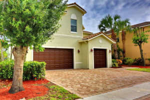 1275 Beacon Cir, Wellington, FL 33414, Sold 12/04/20
